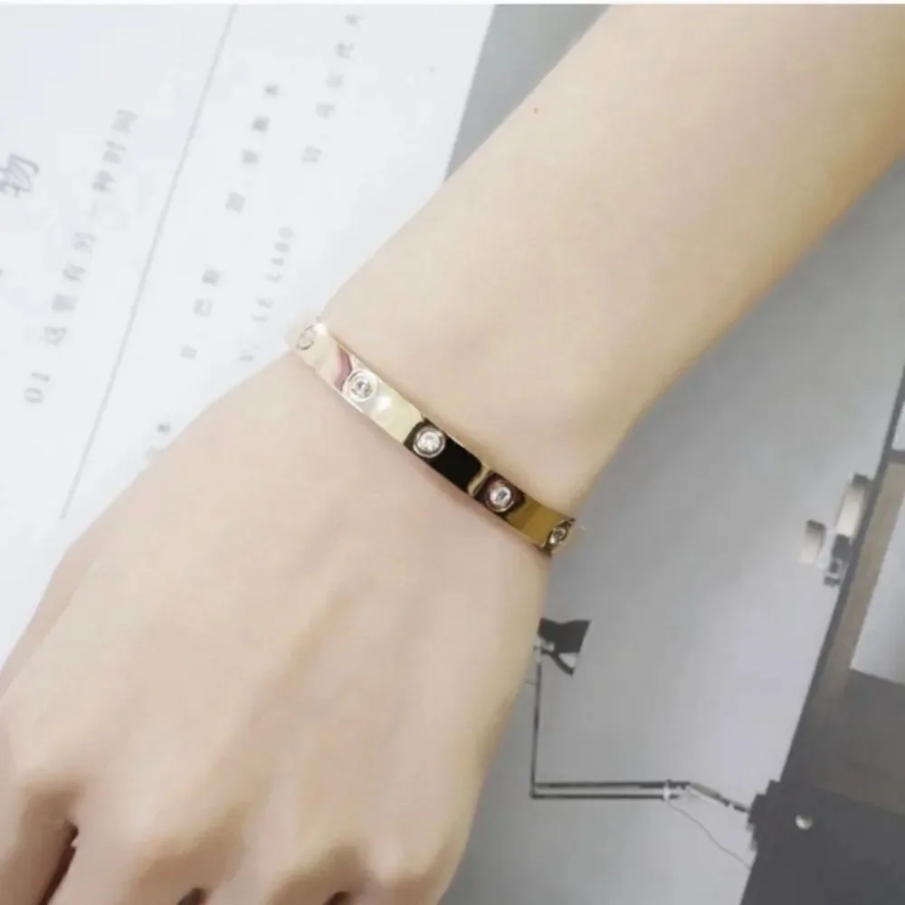 18K Gold Plated Diamond Drill Love Inspired Bracelet Bangle